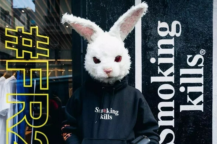 「别样」- 潮流圈的两只污兔 #fr2 smoking kills