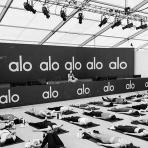 AloYoga 黑五提前购 
品牌全场享额外7.8折 undefined Alo yoga