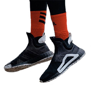 全新缓震无带设计
adidas N3XT L3V3L null adidas
