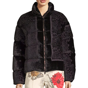 盟可睐羽绒服低至75折 null Saks Fifth Avenue