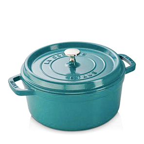 黑五遭疯抢的Staub锅
2.5折又回来啦!! 这次是更美的地中海蓝 Bloomingdale's
