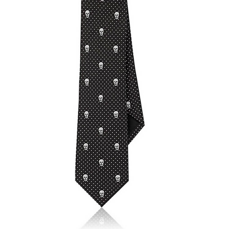 领带是西装的灵魂
大牌酷炫领带低至5折 👈明星同款$99收 Barneys New York