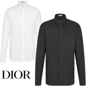 Dior男装经典Logo衬衫
专柜价5折¥2657到手 undefined 别样头等仓